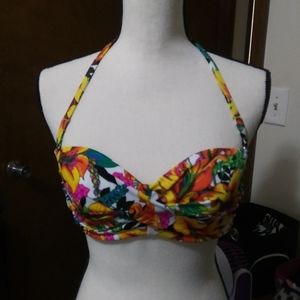 Victoria Secret convertible bikini top, sz36B,EUC